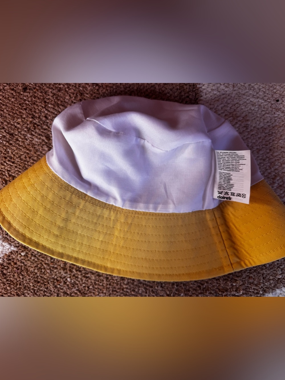 Claire’s Duck Bucket Hat - Picture 5 of 6